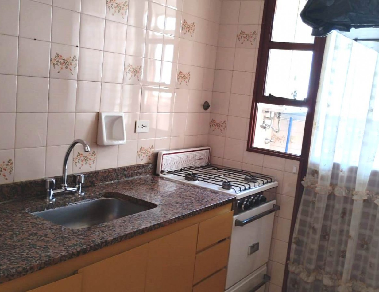 DEPARTAMENTO  2 AMB "FLORESTA"