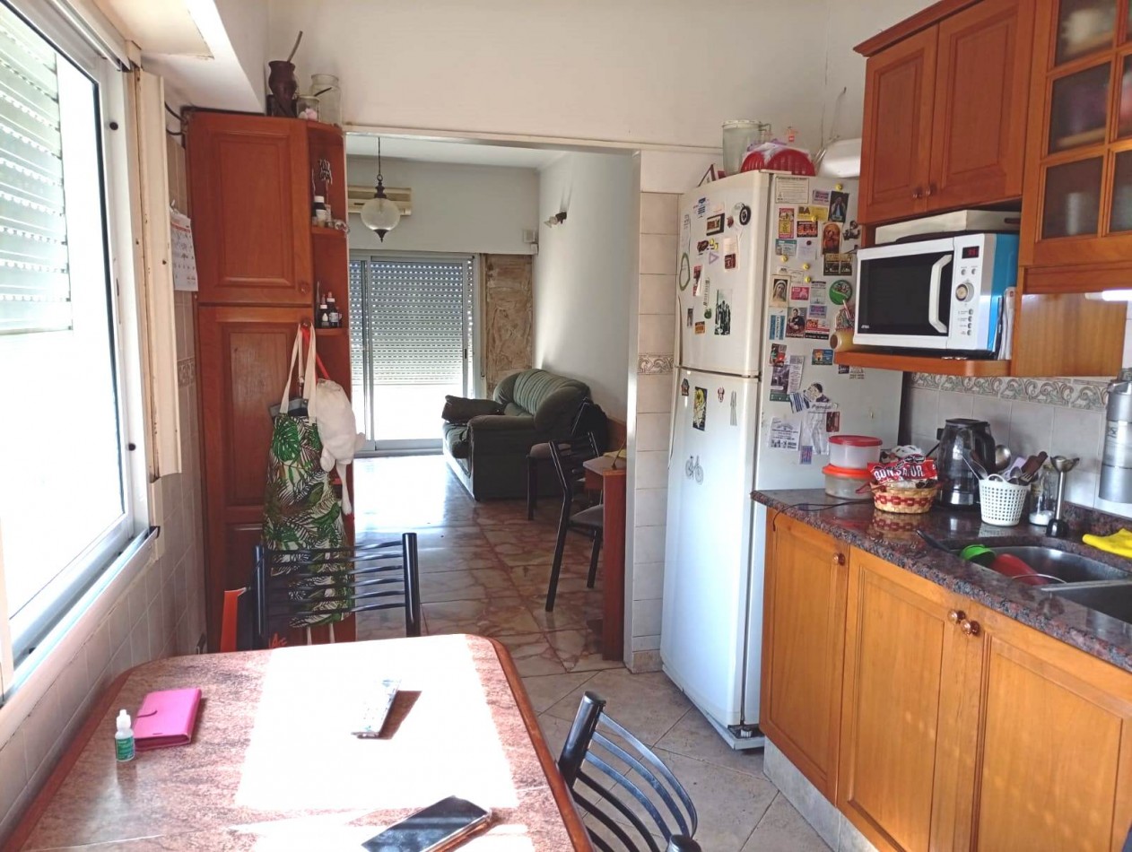 PH 4AMB  MONTE CASTRO