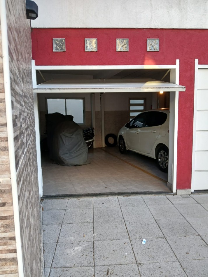 Garage   Monte Castro