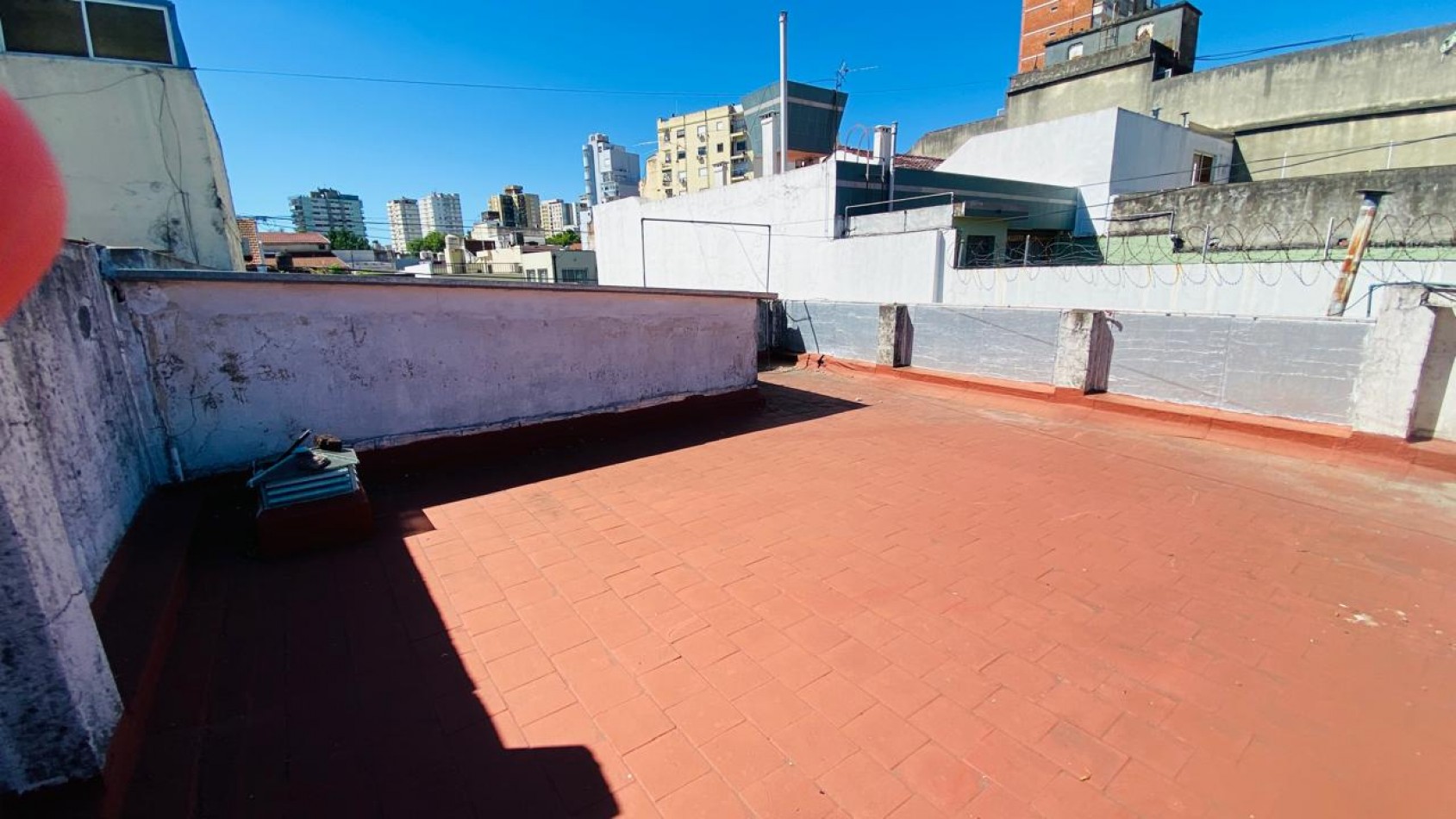 CASA 4 AMB PARA DEMOLER Y/ O REFACCIONAR MONTE CASTRO