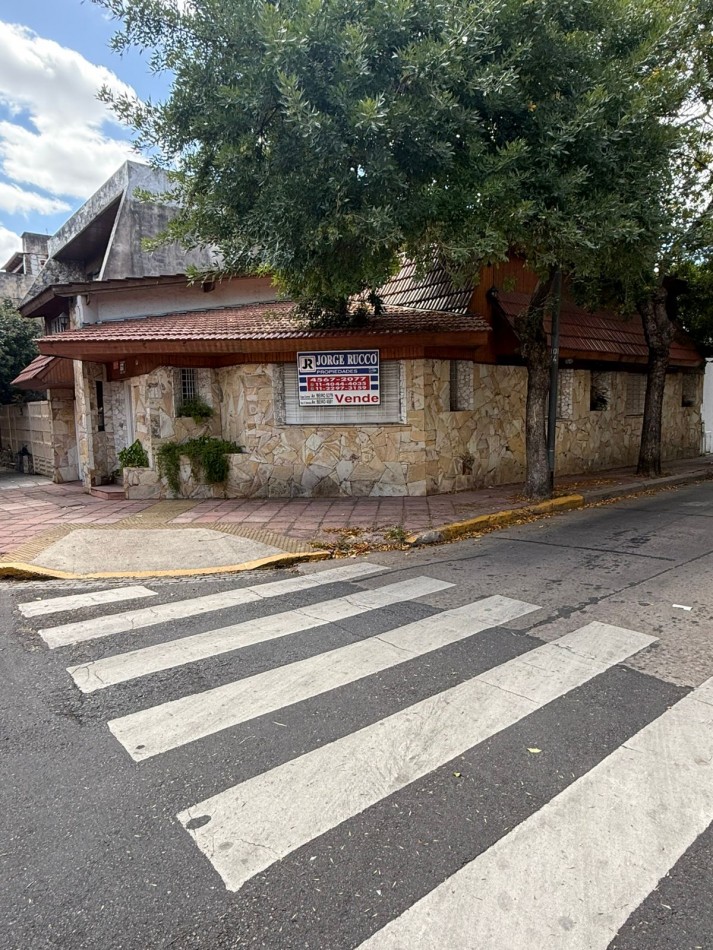 CASA 4 AMB CON DEPENDENCIA 