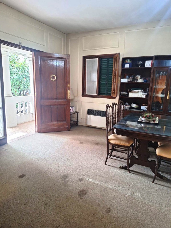 CASA EN VENTA 4 AMBIENTES VILLA DEVOTO