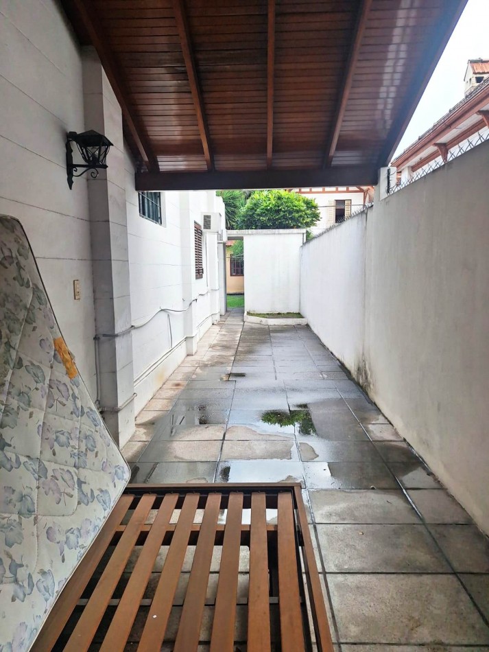 CASA EN VENTA 4 AMBIENTES VILLA DEVOTO