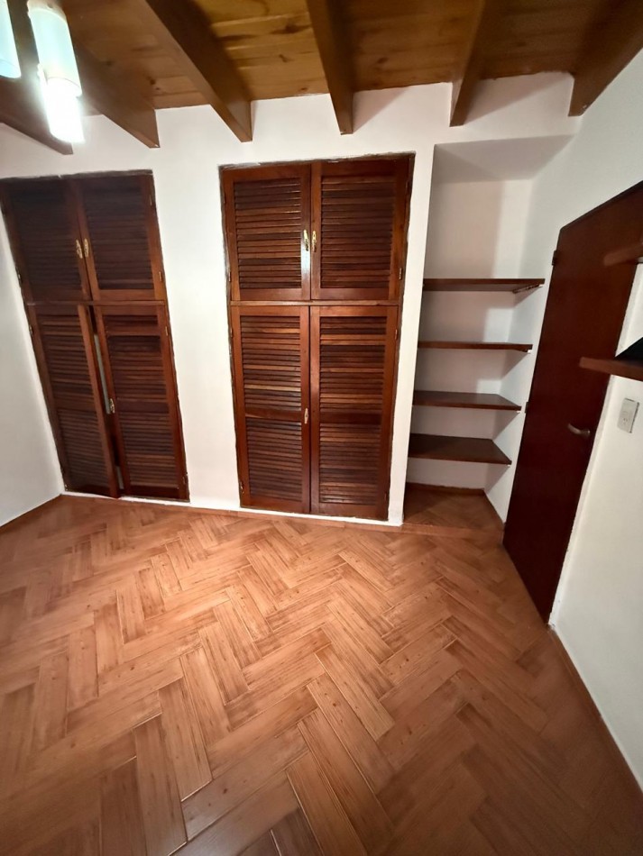 CASA 5 AMB CON DEPENDENCIA Y GARAGE  VILLA DEVOTO