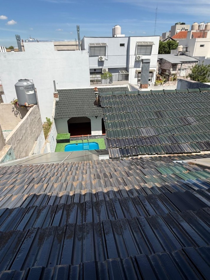 CASA 5 AMB CON DEPENDENCIA Y GARAGE  VILLA DEVOTO